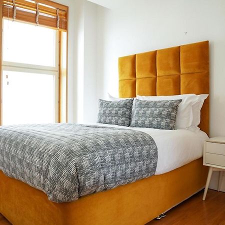 Piccadilly Circus Luxury Studio Apartment London Bagian luar foto