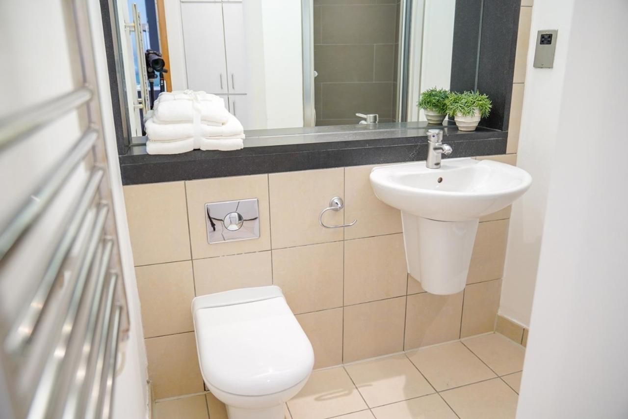 Piccadilly Circus Luxury Studio Apartment London Bagian luar foto